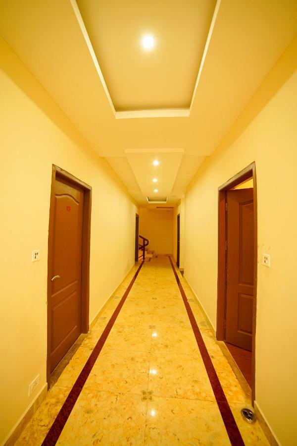 מלון מונאר Lumino Dwellings מראה חיצוני תמונה